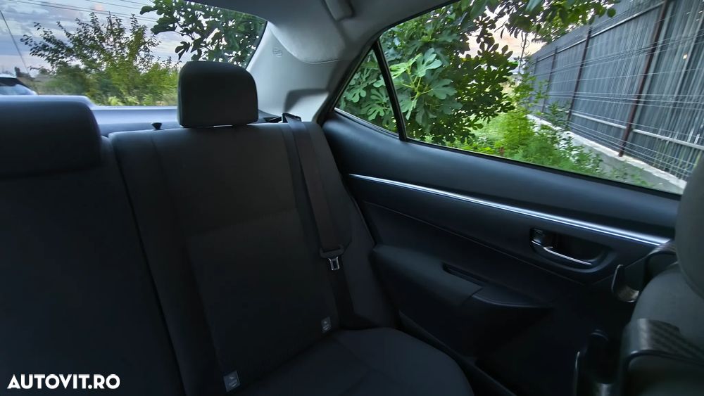 Toyota Corolla 1.6 Valvematic Terra - 26