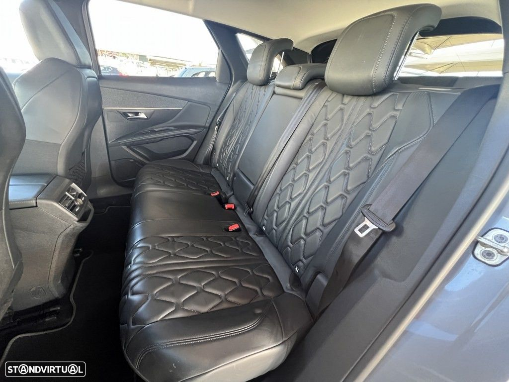 Peugeot 3008 1.5 BlueHDi Allure Pack - 22