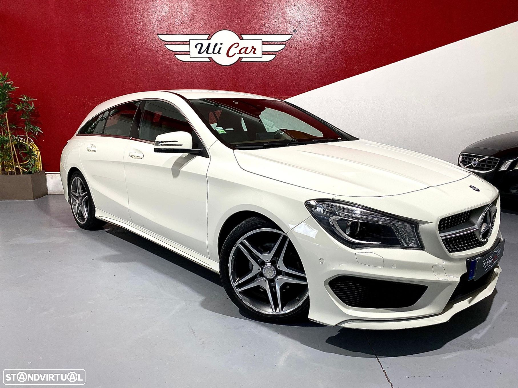 Mercedes-Benz CLA 200 - 43