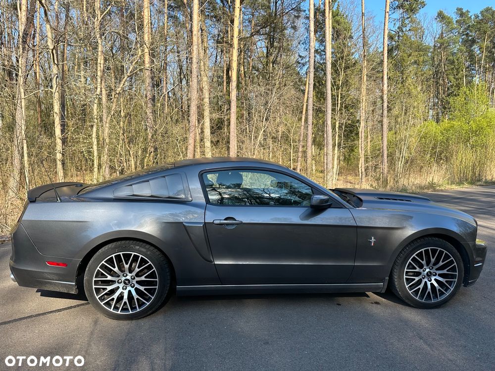 Ford Mustang 3.7 V6 Premium - 5