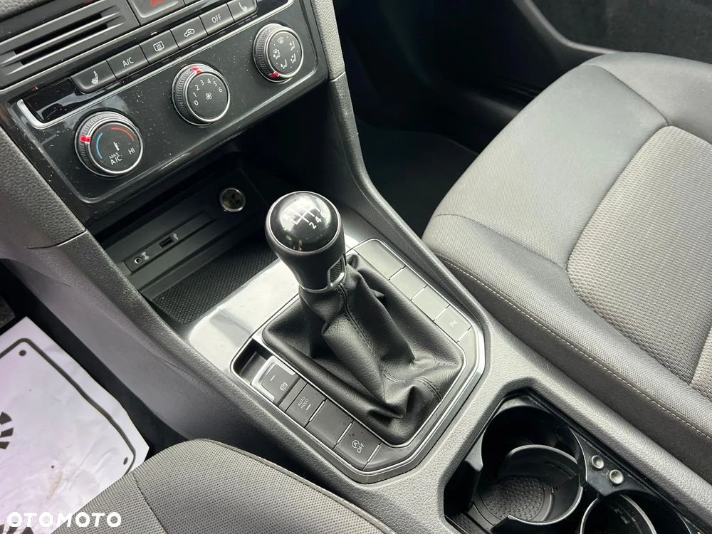 Volkswagen Golf Sportsvan VII SV 1.0 TSI Comfortline - 21