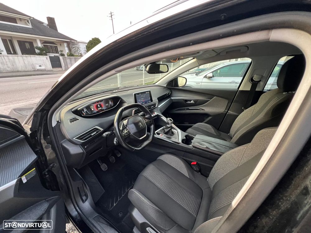 Peugeot 5008 - 13