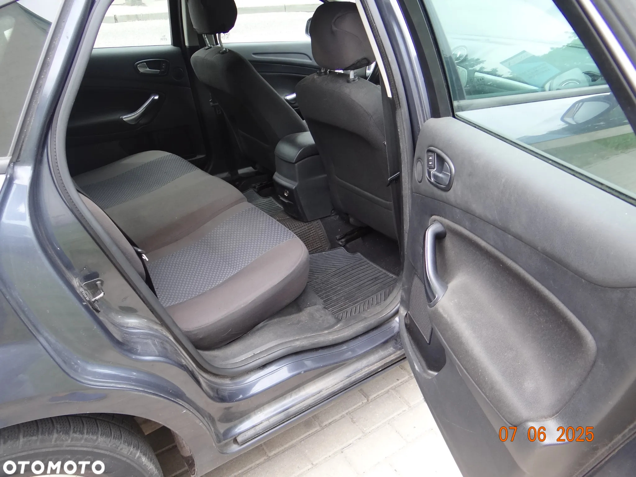 Ford Mondeo - 11