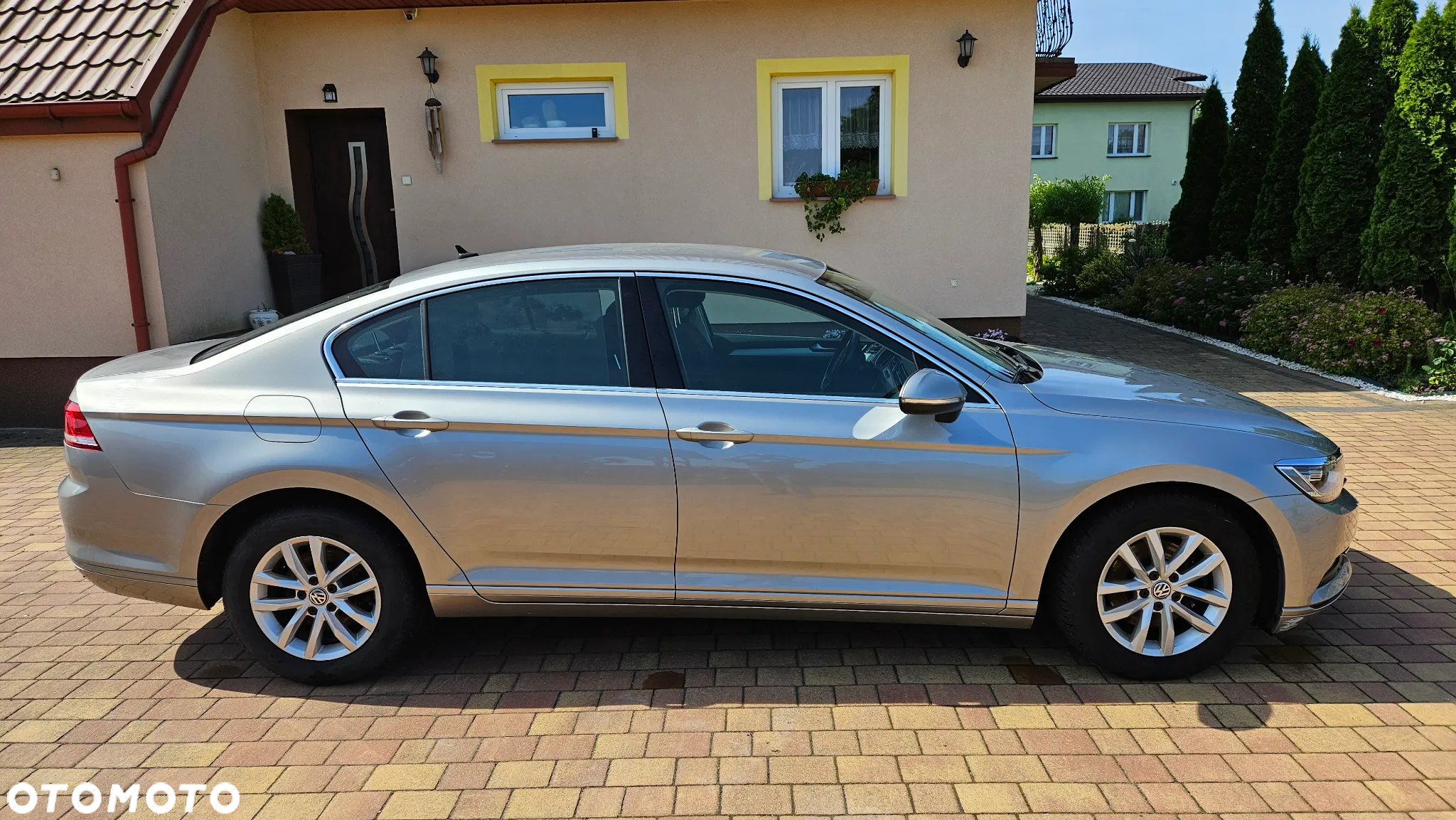 Volkswagen Passat - 5