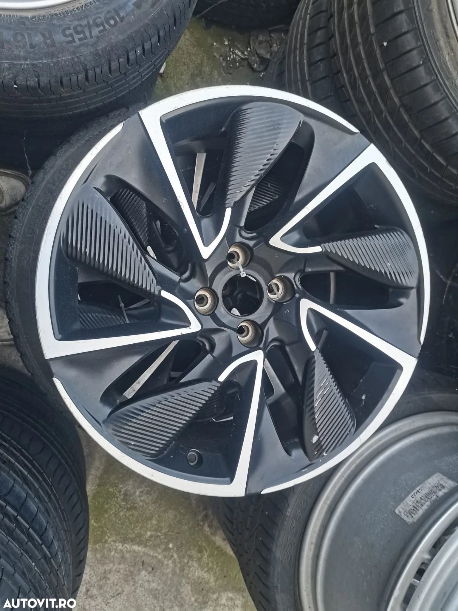 Jante citroen ds4 R19 originale 9670362277 8,5J19 CH4-29 - 1