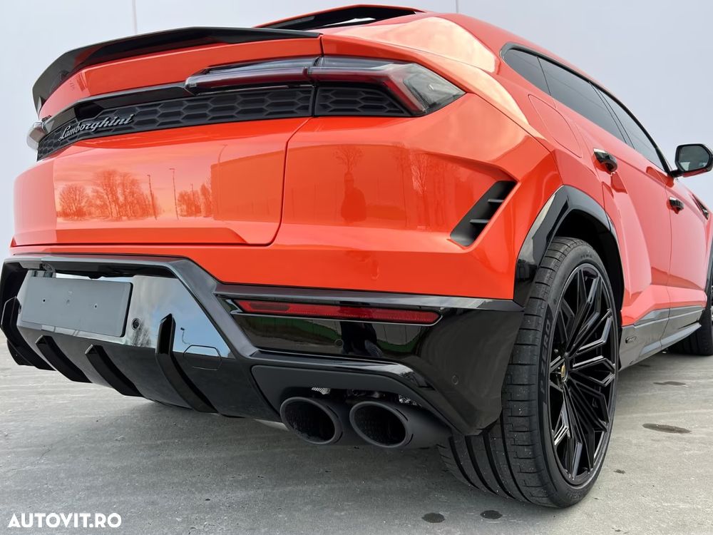 Lamborghini URUS - 22