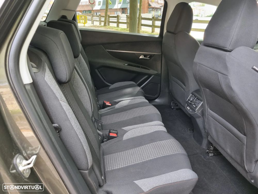 Peugeot 5008 PureTech 130 EAT8 Stop & Start Active Pack - 33