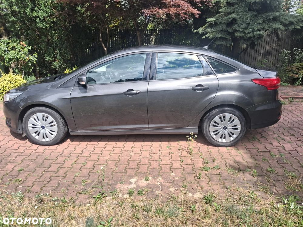 Ford Focus 1.6 Trend - 4