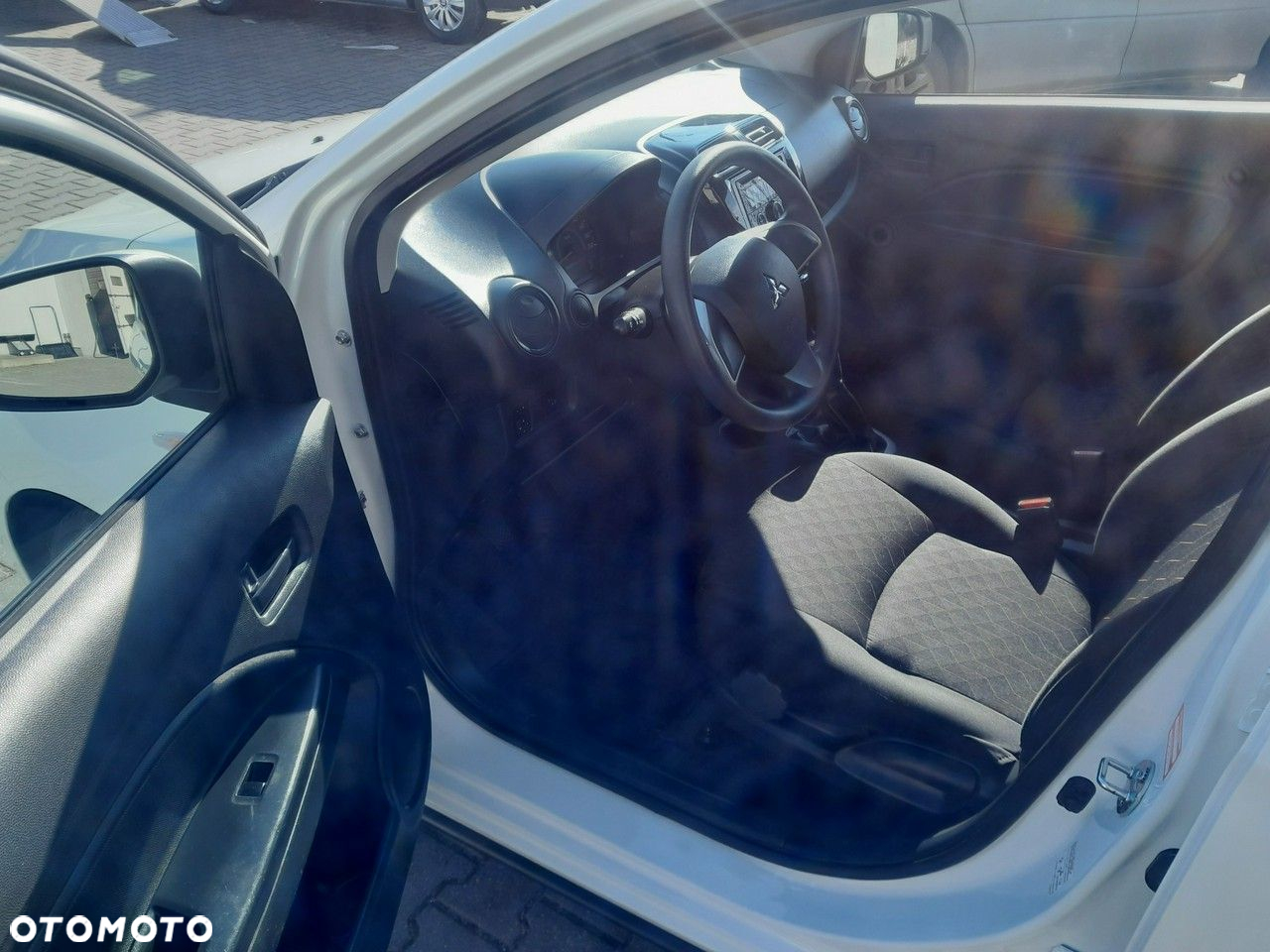 Mitsubishi Space Star 1.2 - 9