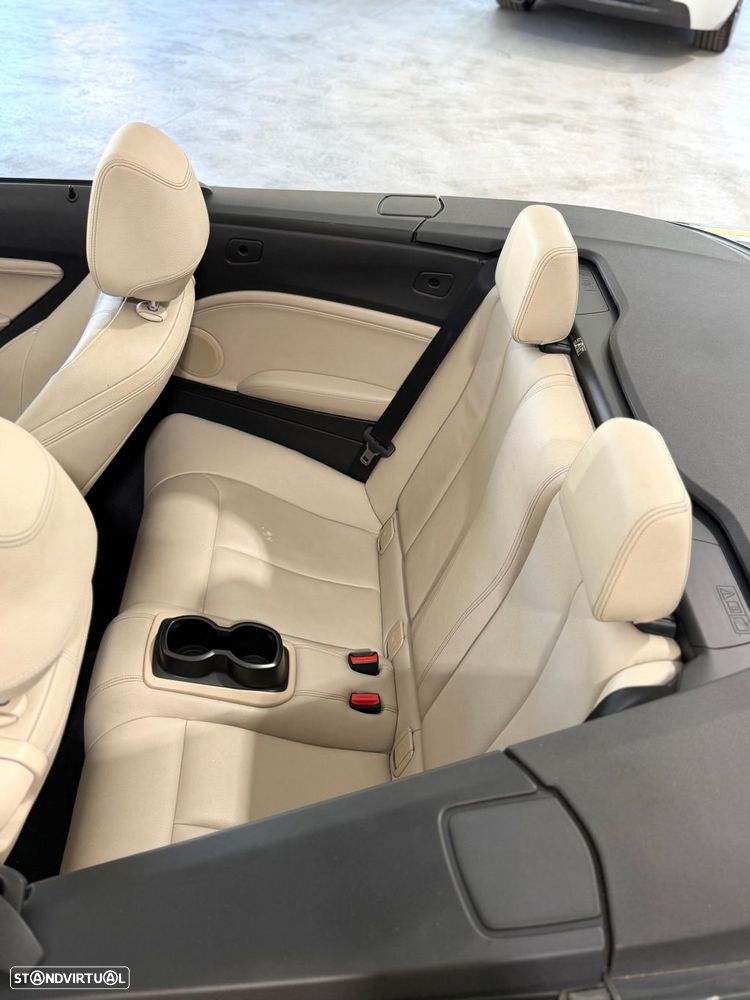 BMW 220 d Cabrio Pack M Auto - 21