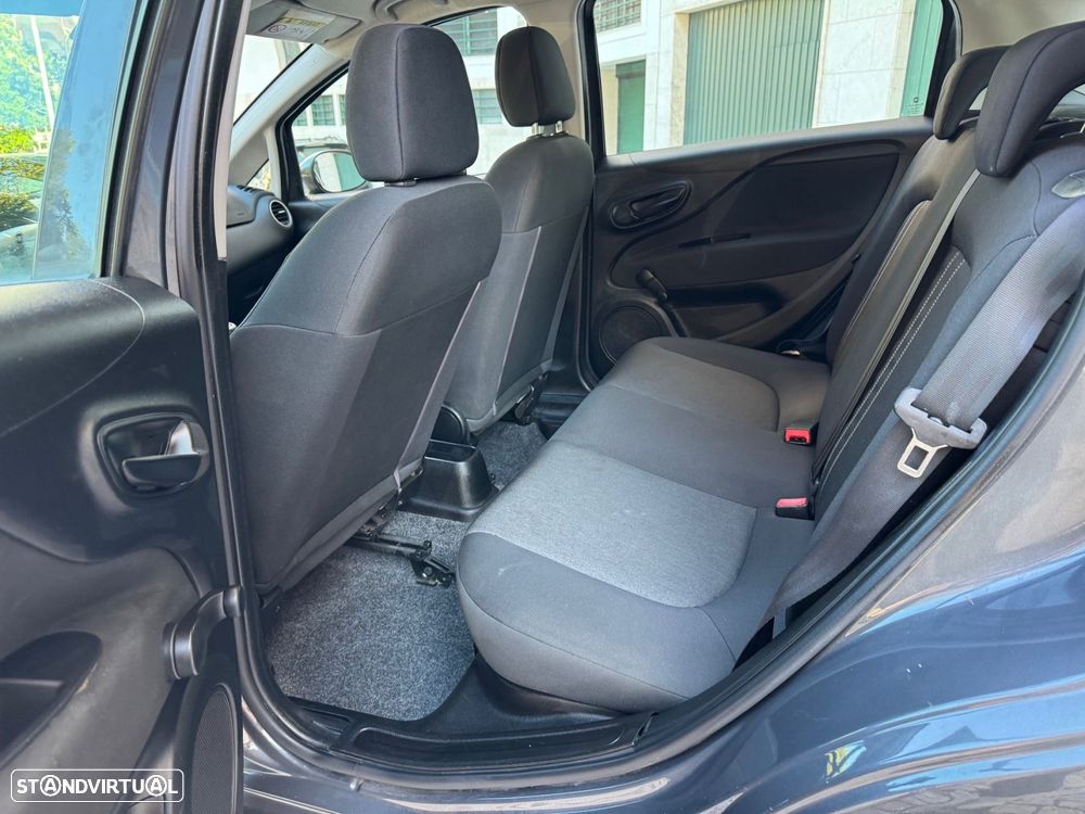 Fiat Punto 1.2 Lounge S&S - 22