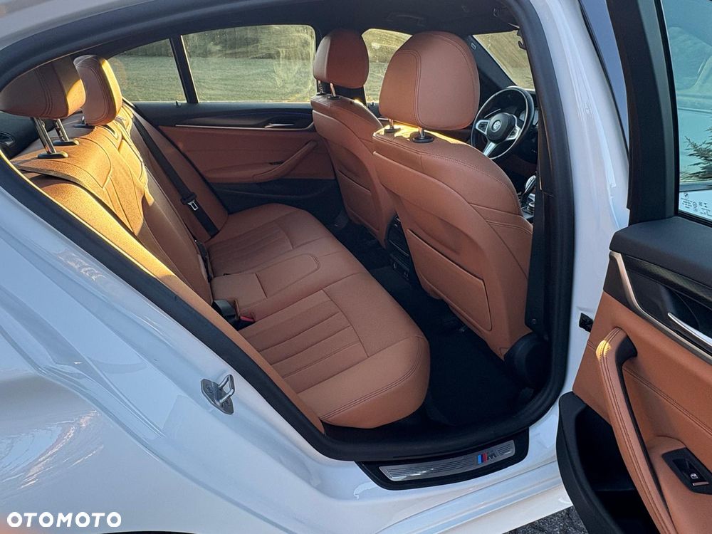 BMW Seria 5 520d M Sport - 19