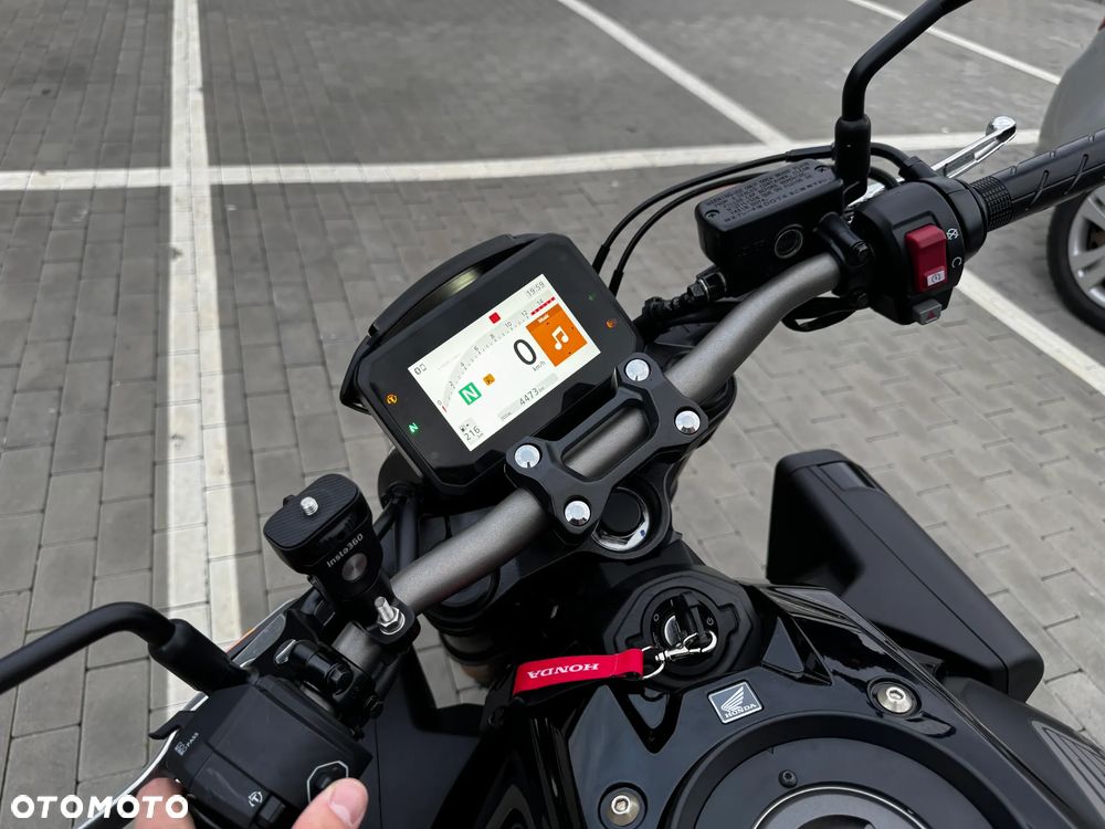 Honda CB - 15