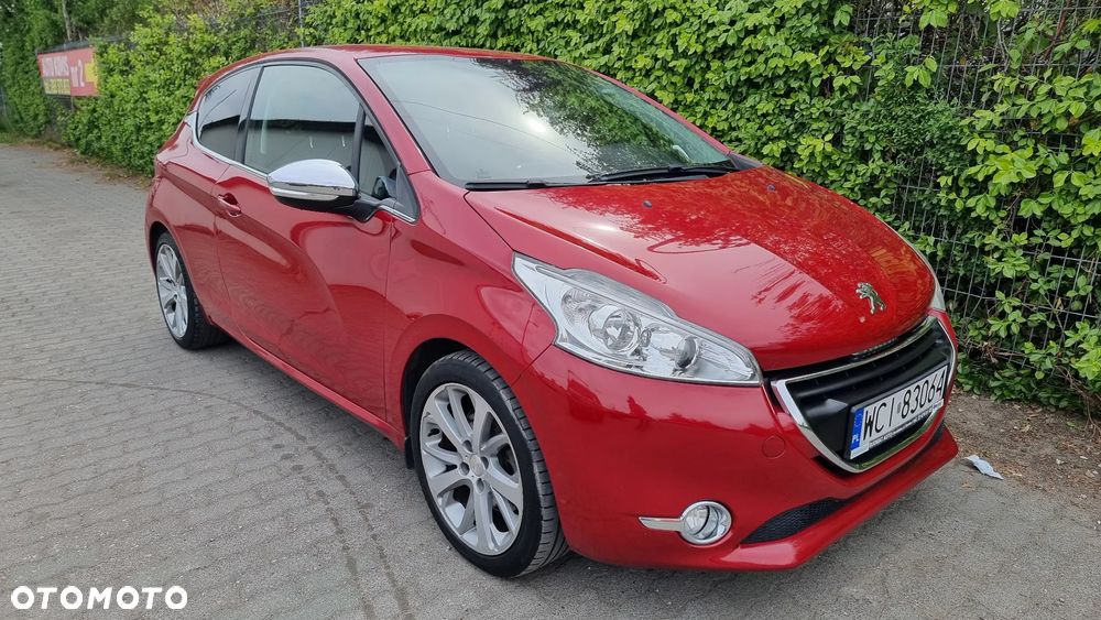 Peugeot 208 1.6 THP Allure - 1