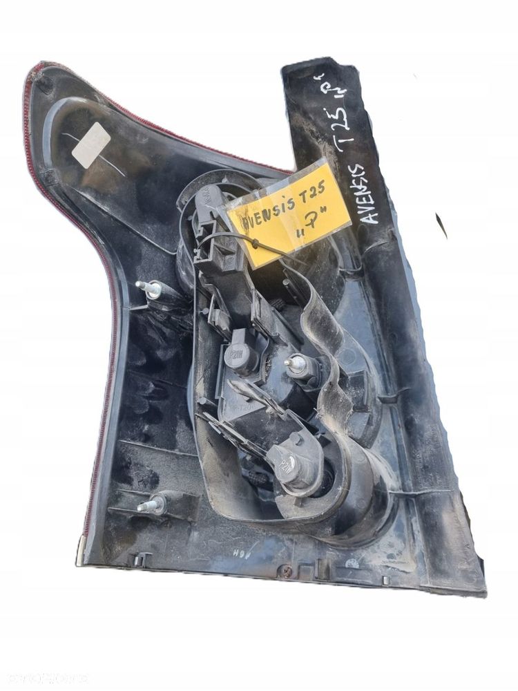 TOYOTA AVENSIS II T25 03-09 KOMBI LAMPA PRAWY TYŁ PRAWA TYLNA PT EU * - 5