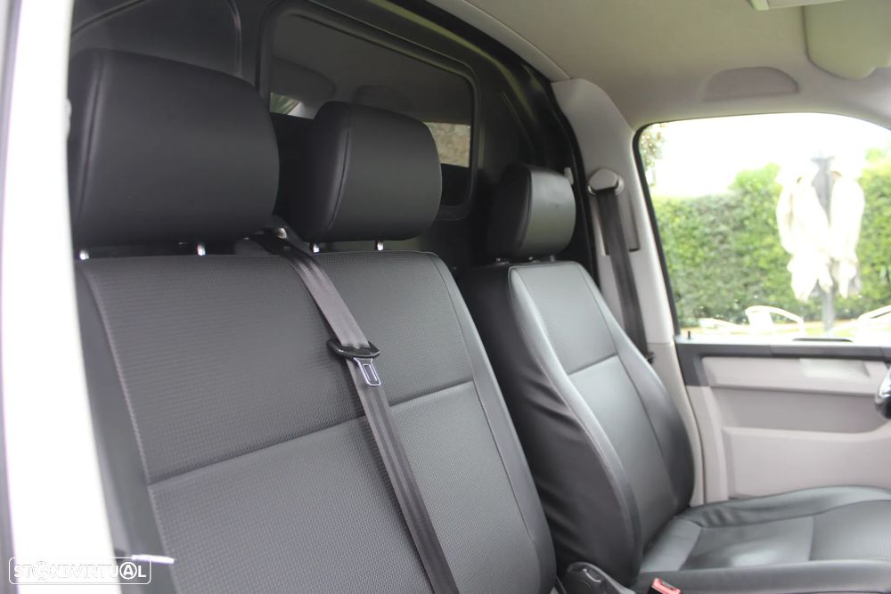 VW TRANSPORTER 2.0 TDI - 3 LUG. A/C - 21