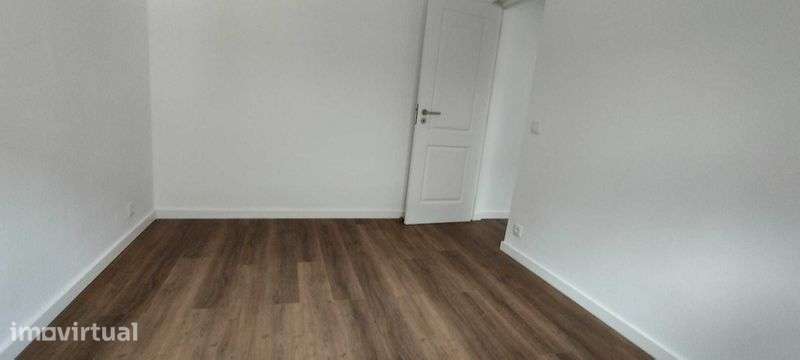 Apartamento T2 em Alverca do Ribatejo - Grande imagem: 4/12