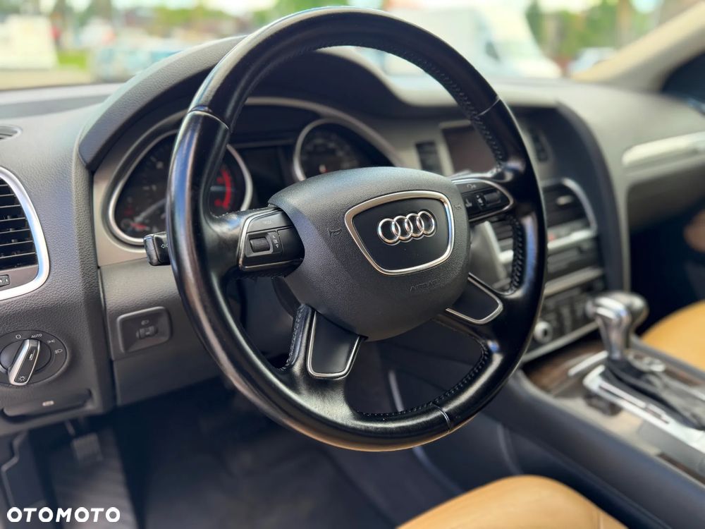 Audi Q7 3.0 TDI DPF clean diesel Quattro Tiptronic - 27