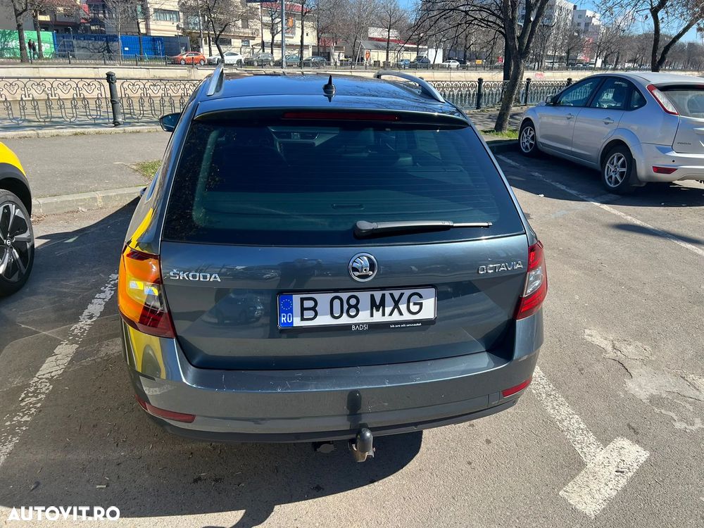Skoda Octavia 2.0 TDI DSG Exclusive - 6