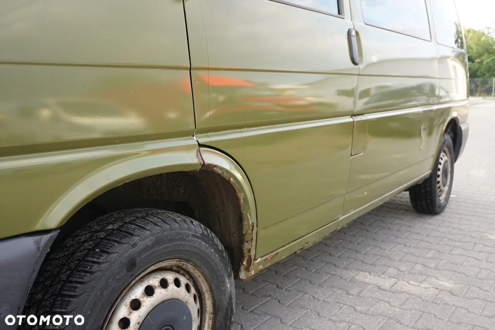 Volkswagen Transporter - 2