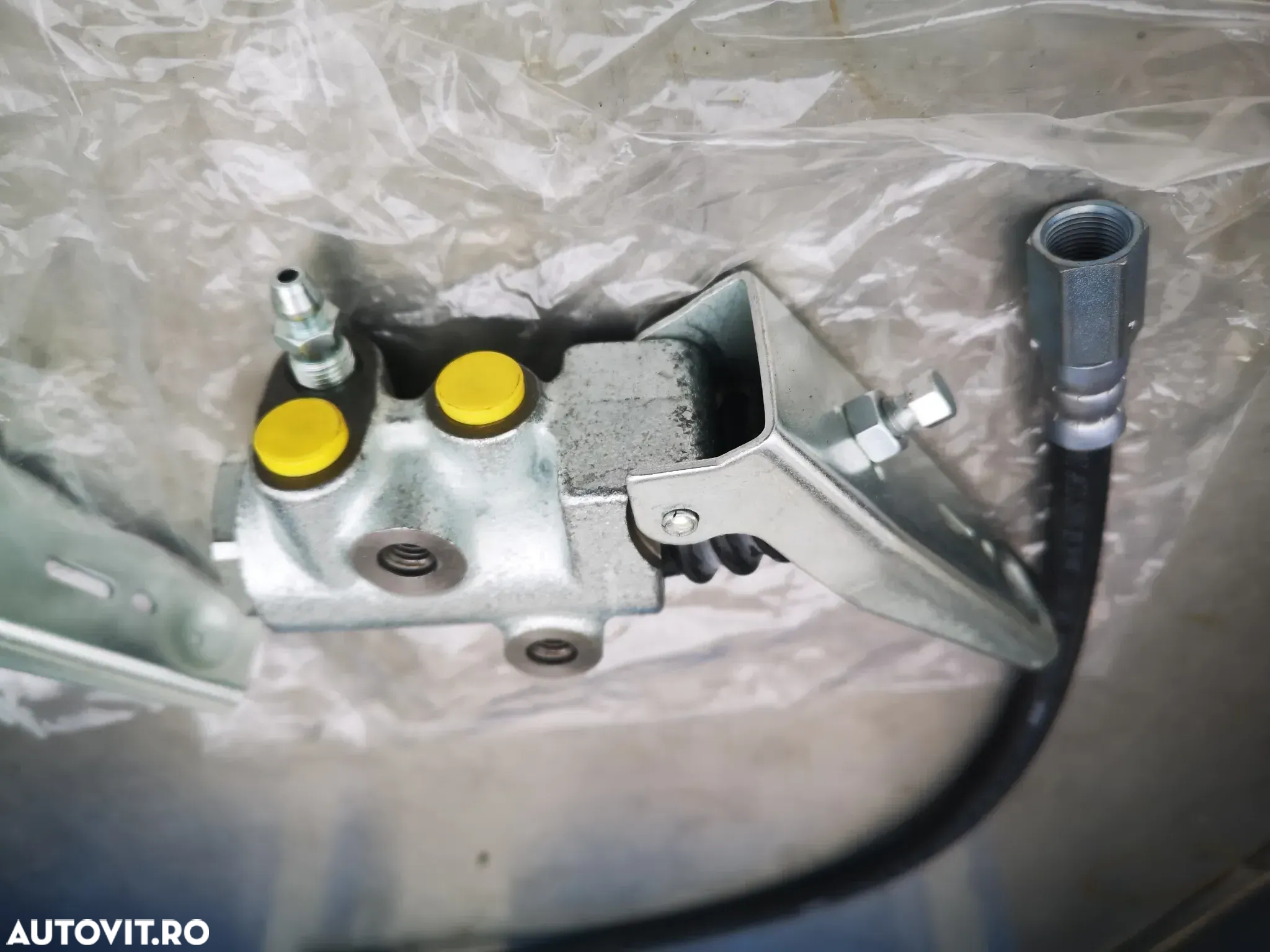 Distribuitor frâna Nissan Atleon EcoT100 L35 regulator putere frânare Ebro cântar piese - 14