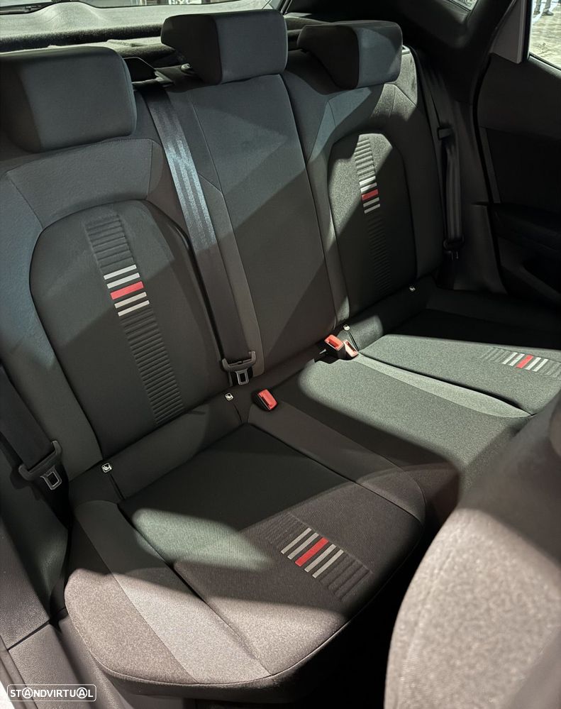 SEAT Arona 1.0 TSI FR - 44