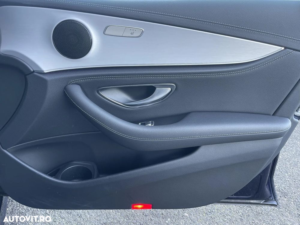 Mercedes-Benz E - 32