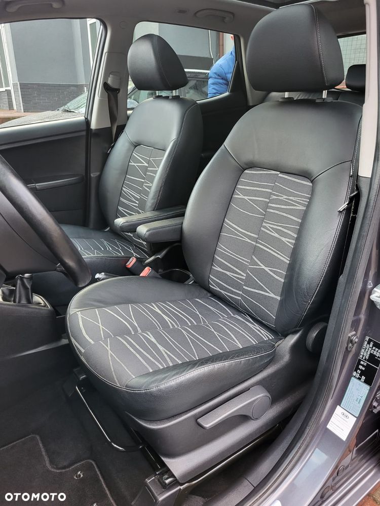 Kia Venga 1.6 CVVT Dream Team Edition - 15