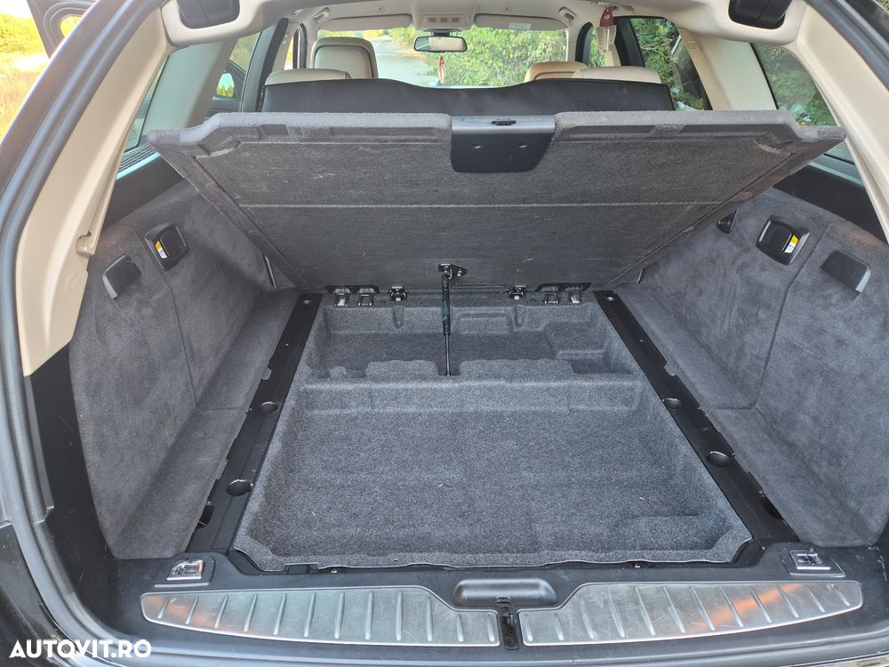 BMW Seria 5 520d - 23