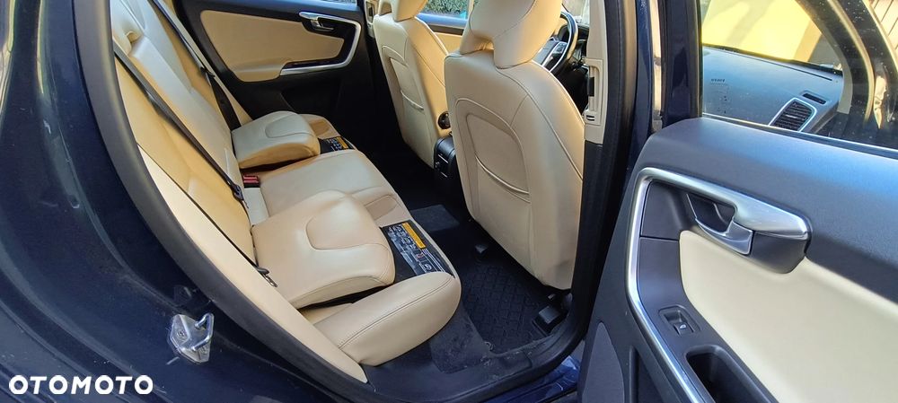 Volvo XC 60 D4 Drive-E Summum - 13