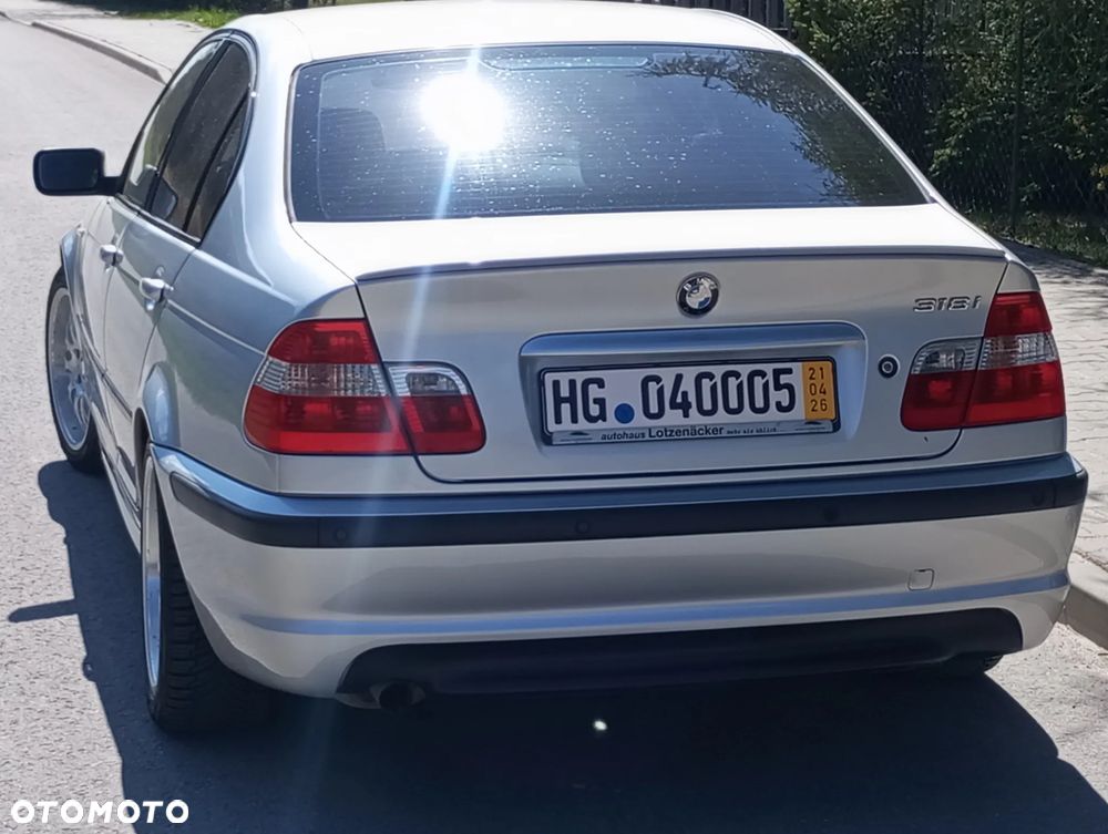 BMW Seria 3 318i - 24