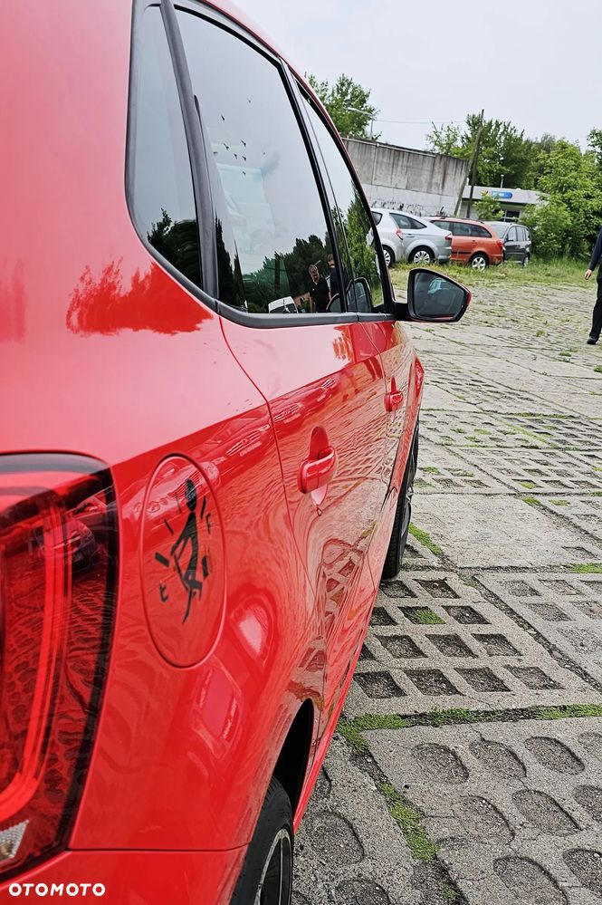 Volkswagen Polo 1.6 TDI Highline - 11