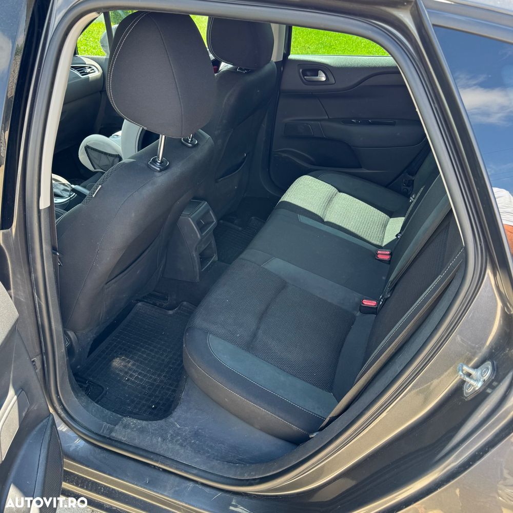 Citroën C4 BlueHDi 120 Stop&Start EAT6 Selection - 19