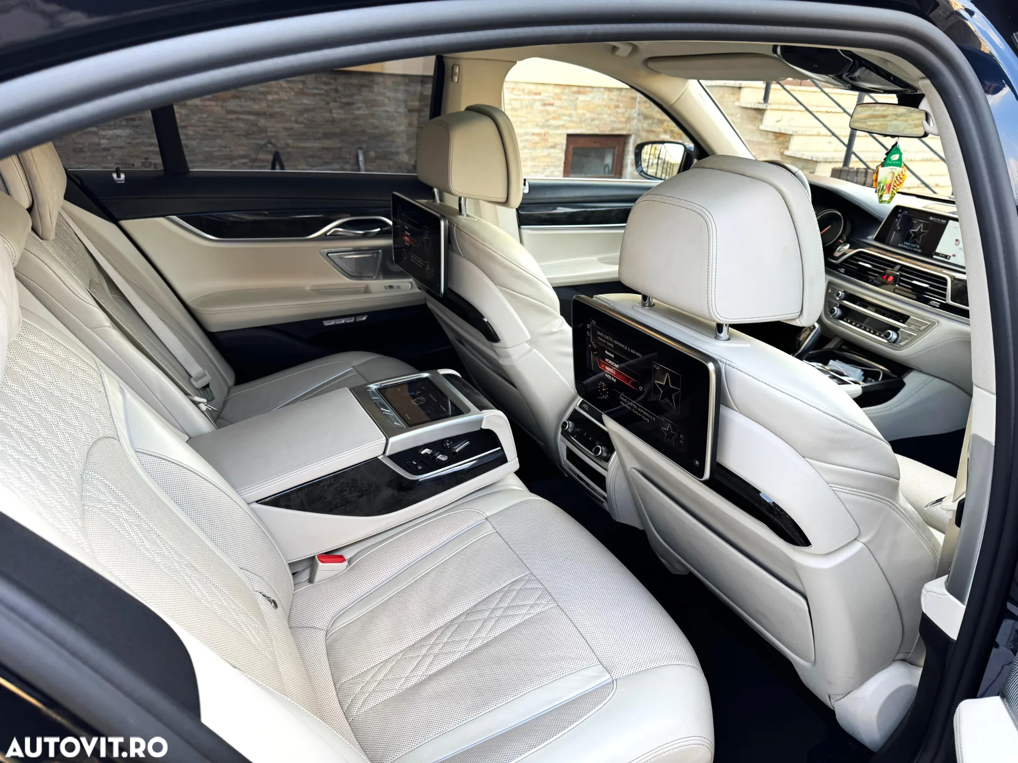BMW Seria 7 740d xDrive - 30