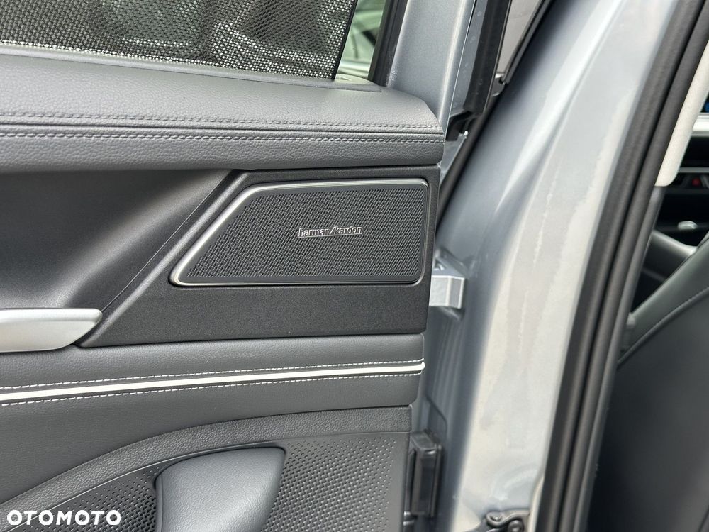 Volkswagen Passat Variant 1.5 TSI EVO Elegance DSG - 16