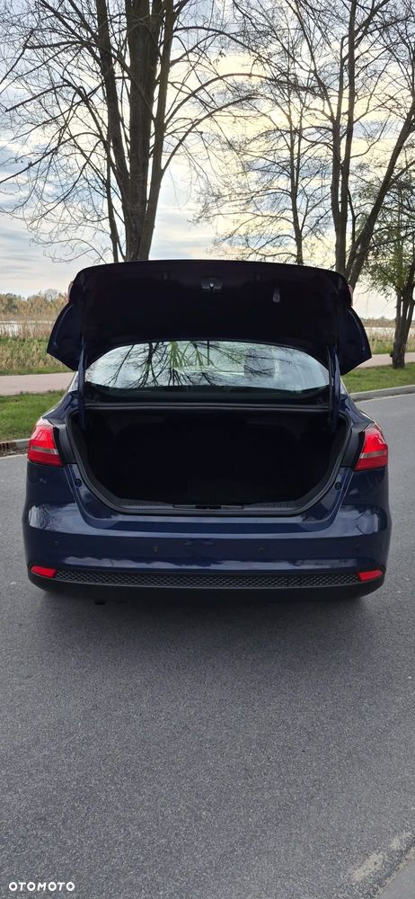 Ford Focus 1.6 Trend - 10