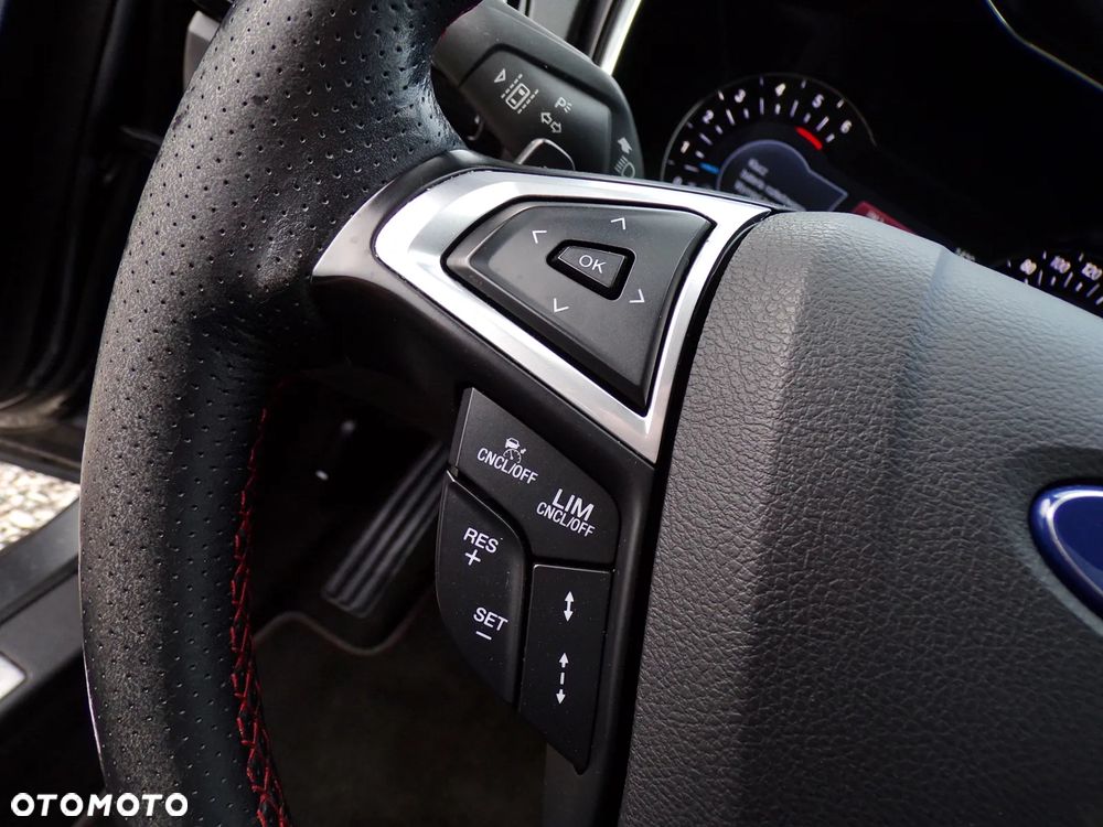 Ford Mondeo - 17