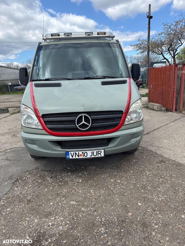 Mercedes-Benz Sprinter - 2