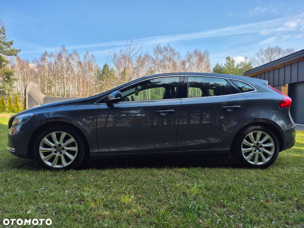 Volvo V40 D2 Summum - 4