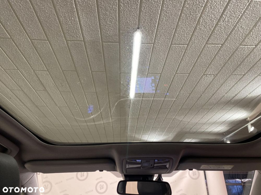Toyota Auris - 10