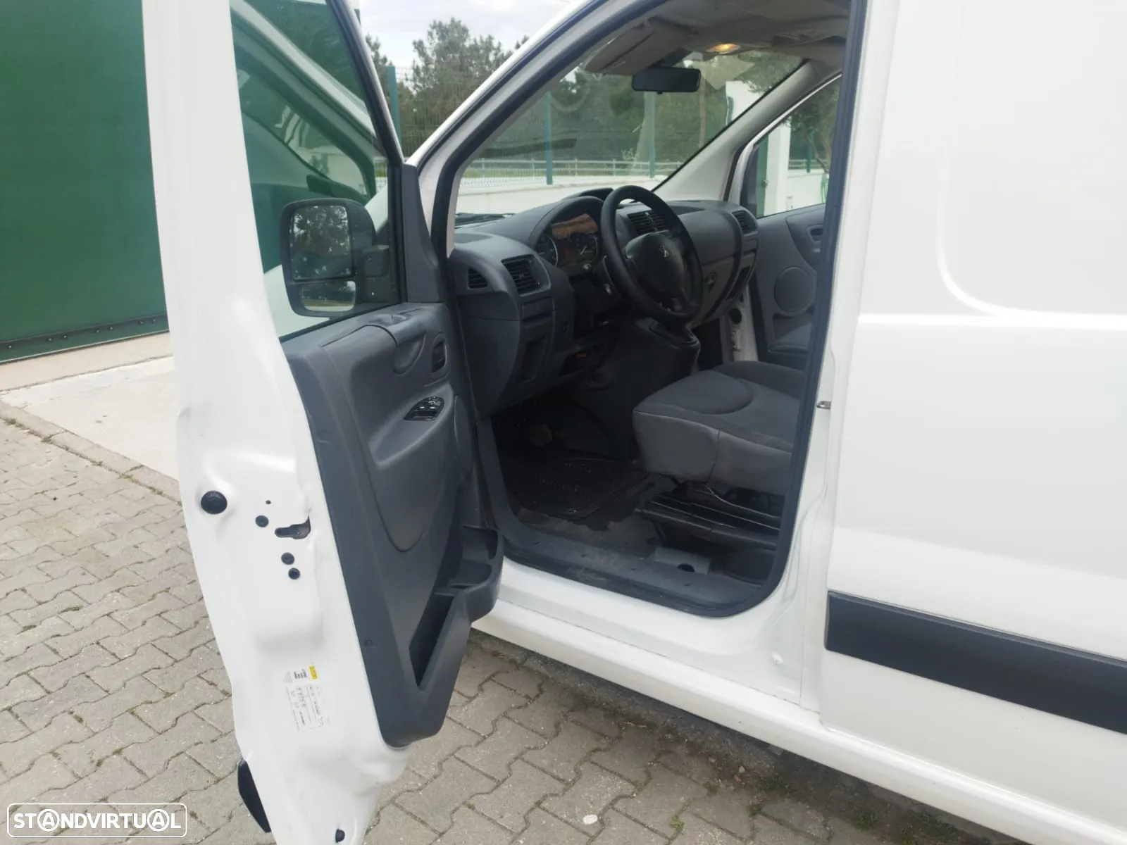 Peugeot Expert 2.0 Hdi 163 Cv L2 Automática - 15