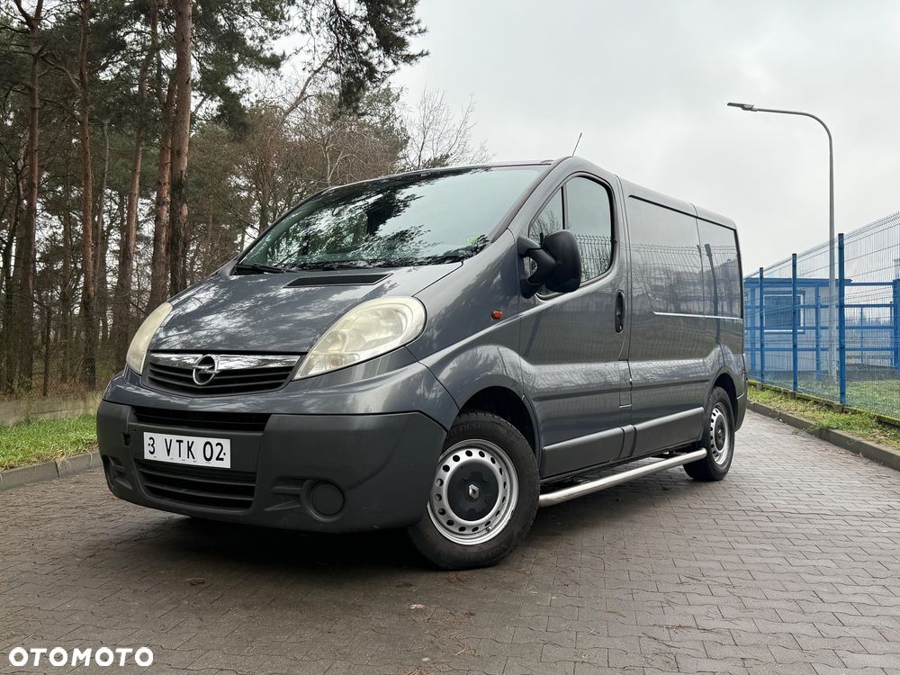 Opel Vivaro - 1