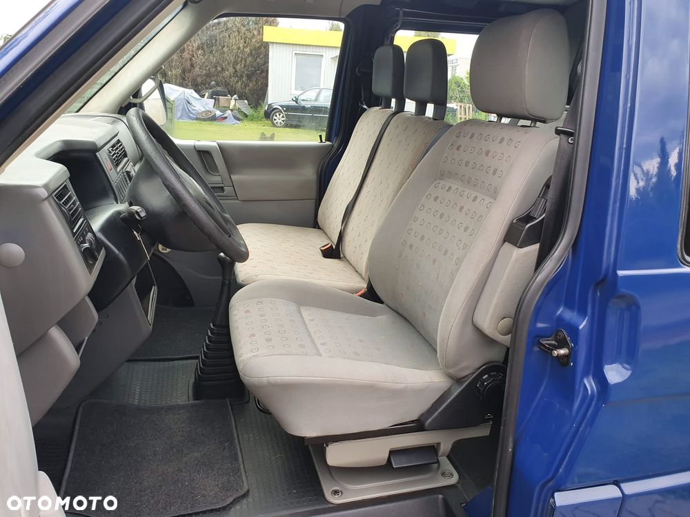 Volkswagen Transporter - 10
