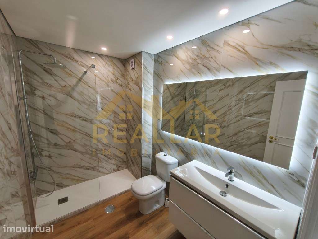 Excelente T4 no Centro da Póvoa todo remodelado - Grande imagem: 5/25