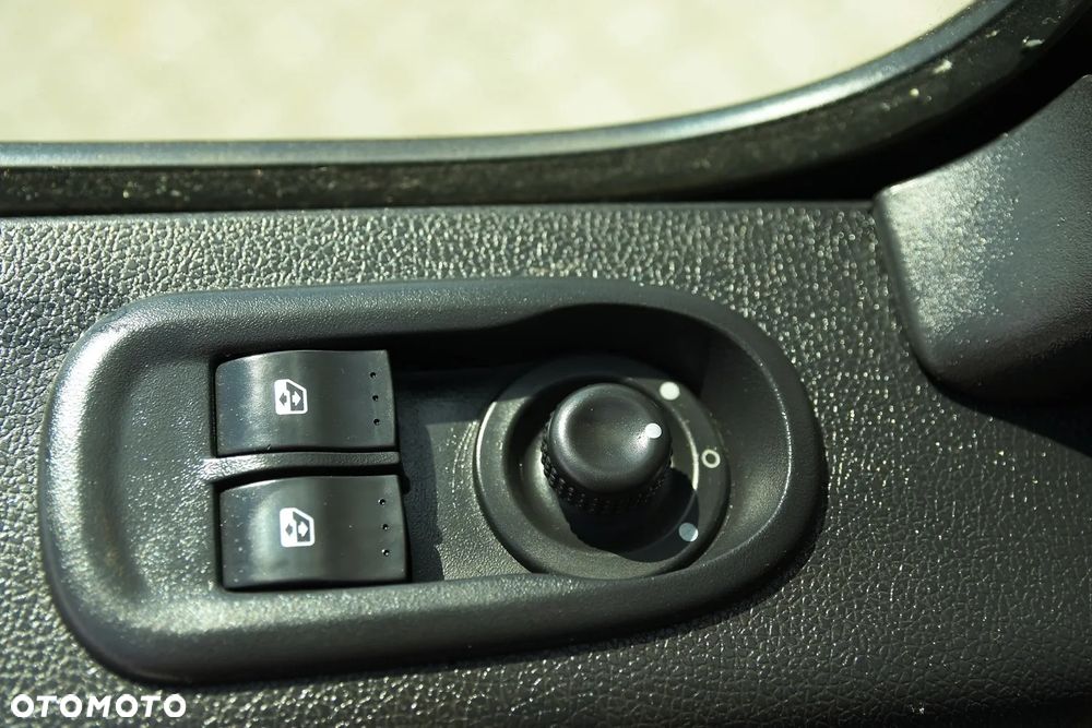 Renault MASTER 2.3 dCi 131KM * KLIMA * Parktronic * WYJĄTKOWO ZADBANY! - 26