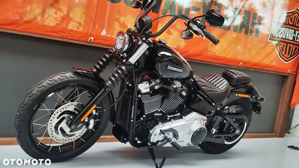 Harley-Davidson Softail Street Bob - 9