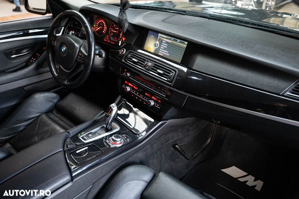 BMW Seria 5 520d Sport-Aut. - 27