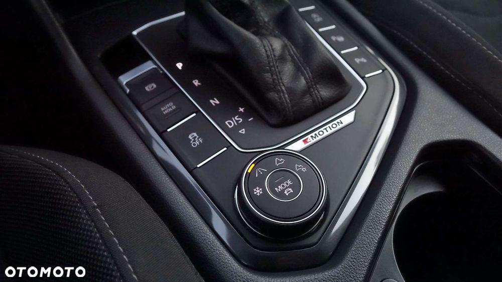 Volkswagen Tiguan - 40