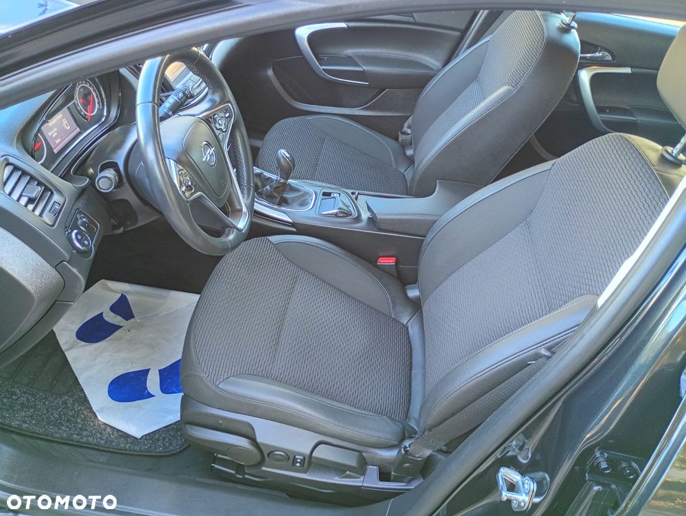 Opel Insignia 2.0 CDTI Cosmo S&S - 26