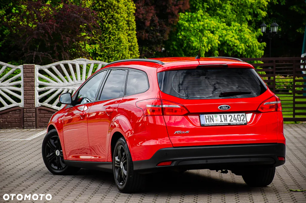 Ford Focus 1.5 EcoBlue Start-Stopp-System TITANIUM - 11